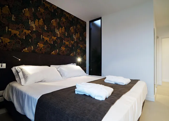 Oda ve Kahvaltı Pina