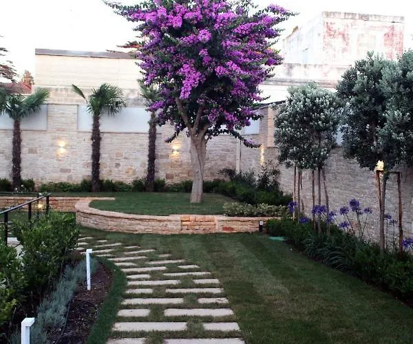 Bed & Breakfast Pina 4*